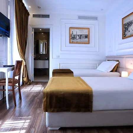 埃勒酒店 4* 地拉那