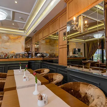 Eler ホテル ティラナ