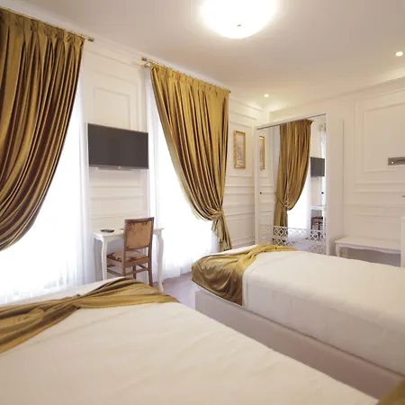 Eler 4* ティラナ